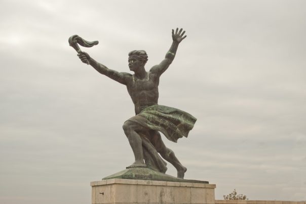 10 Budapest Pictures that will make you Want to Pack your Bags. Liberty Statue, Budapest